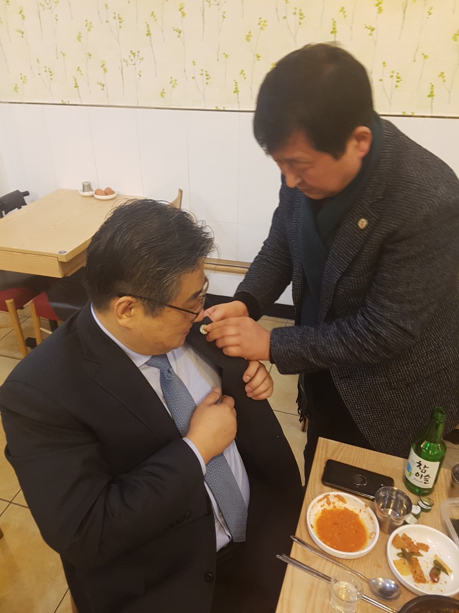 a8bf7e960fefbcc2b7c74d9e9d8a4ffb_1764299