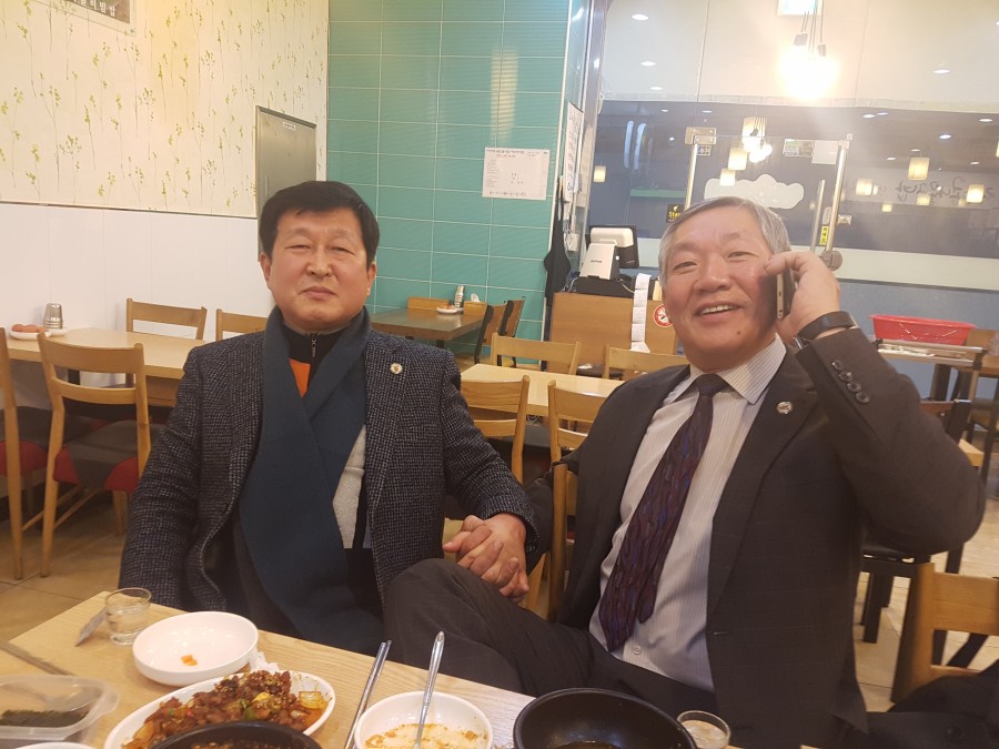 a8bf7e960fefbcc2b7c74d9e9d8a4ffb_1764299