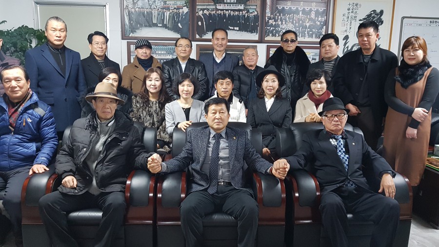 abea3a12ace6d45f7a192364d92cfff1_1764301